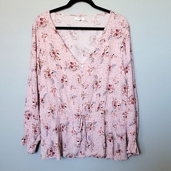 Maurice's floral long sleeve blouse size 1X - Picture 1 of 8